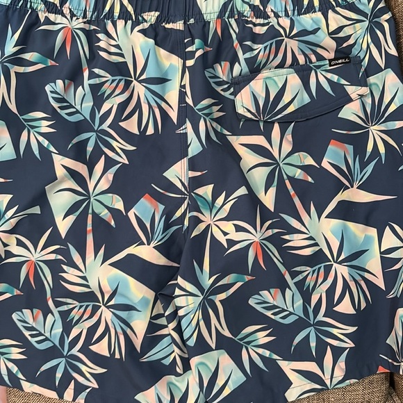 Men’s O’Neil Hyperdry Swim Trunks. 17” outseam. - Picture 6 of 6